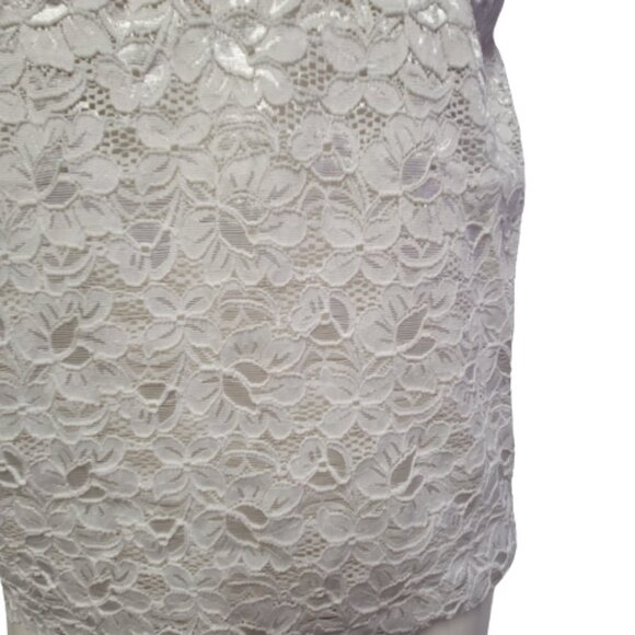 White Tank Top Lace Camisole SIZE M - Stretchy Top -  NEW - Picture 2 of 6